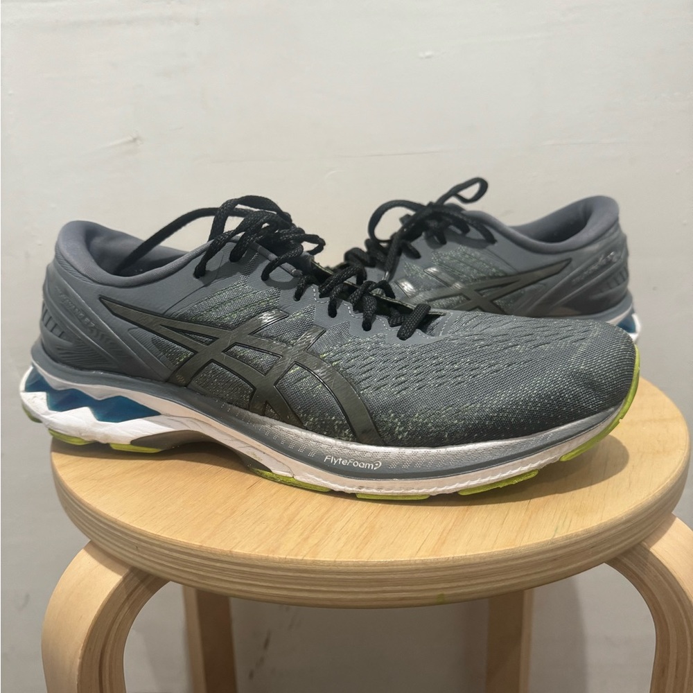 Asics Gel Kayano 27 1011A767 Men`s Size 10.5 Running Sneakers Athletic Shoes